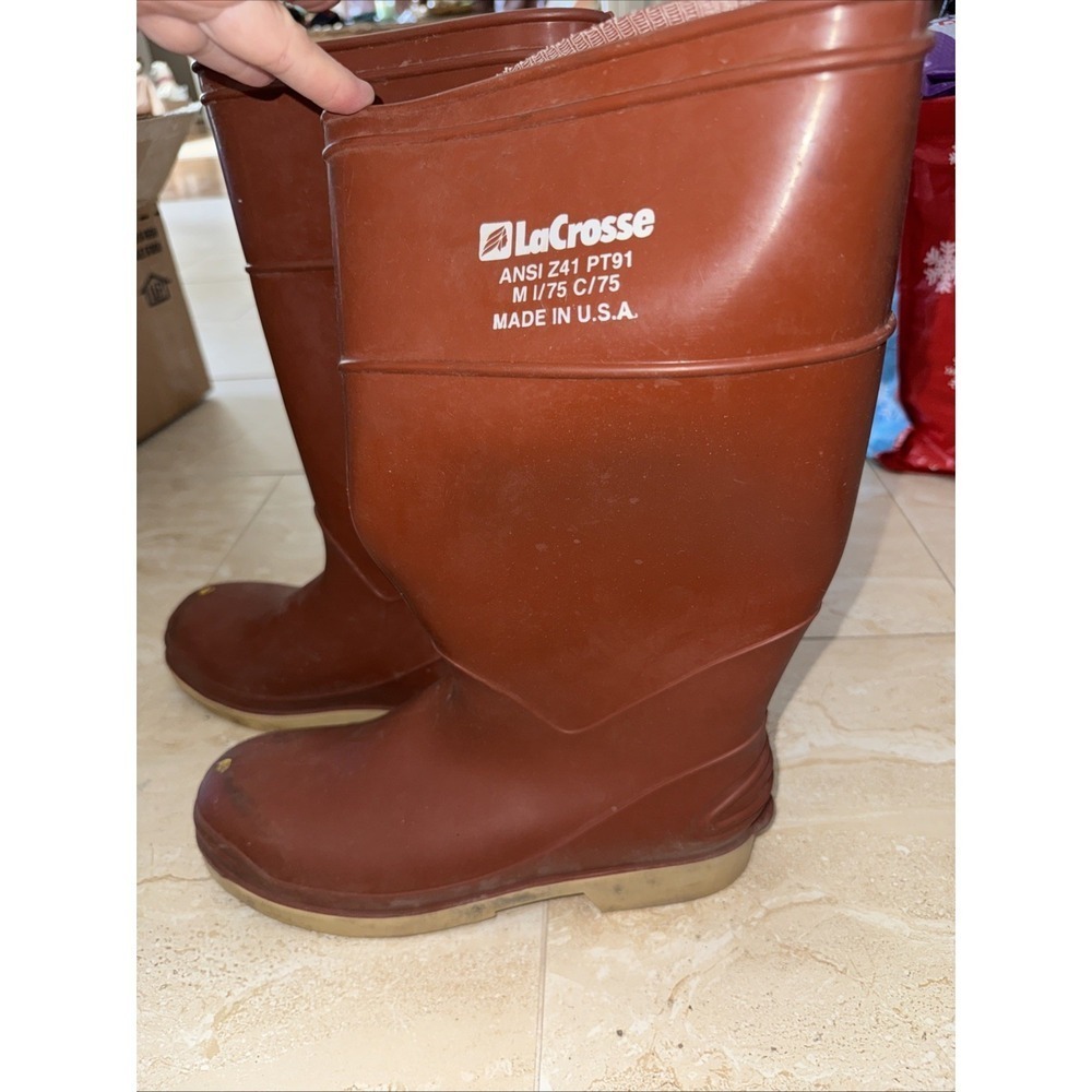 Vintage LaCrosse tall rubber boots Size 10 Steel Toe. 4528